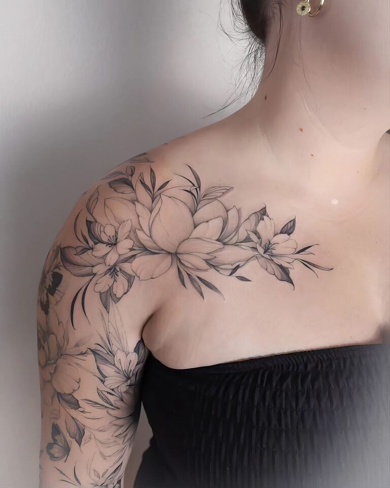 Feminine Tattoo Ideas 63