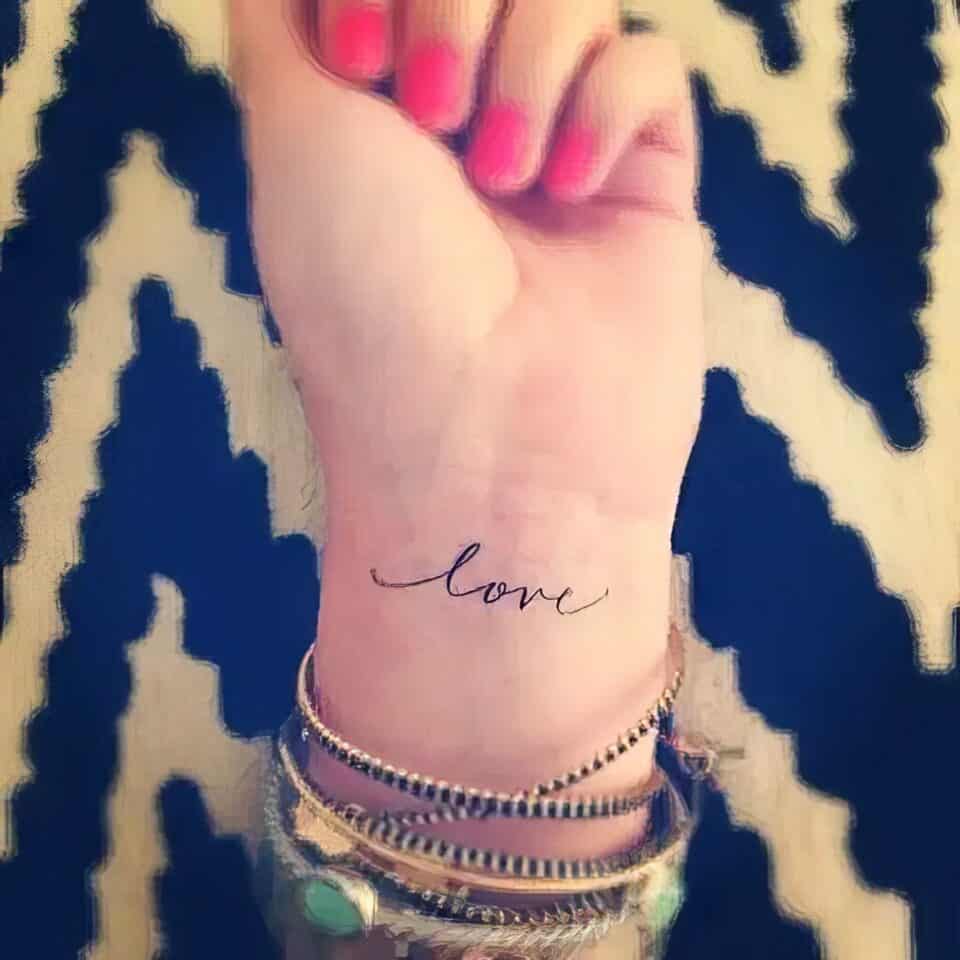 Feminine Tattoo Ideas 91