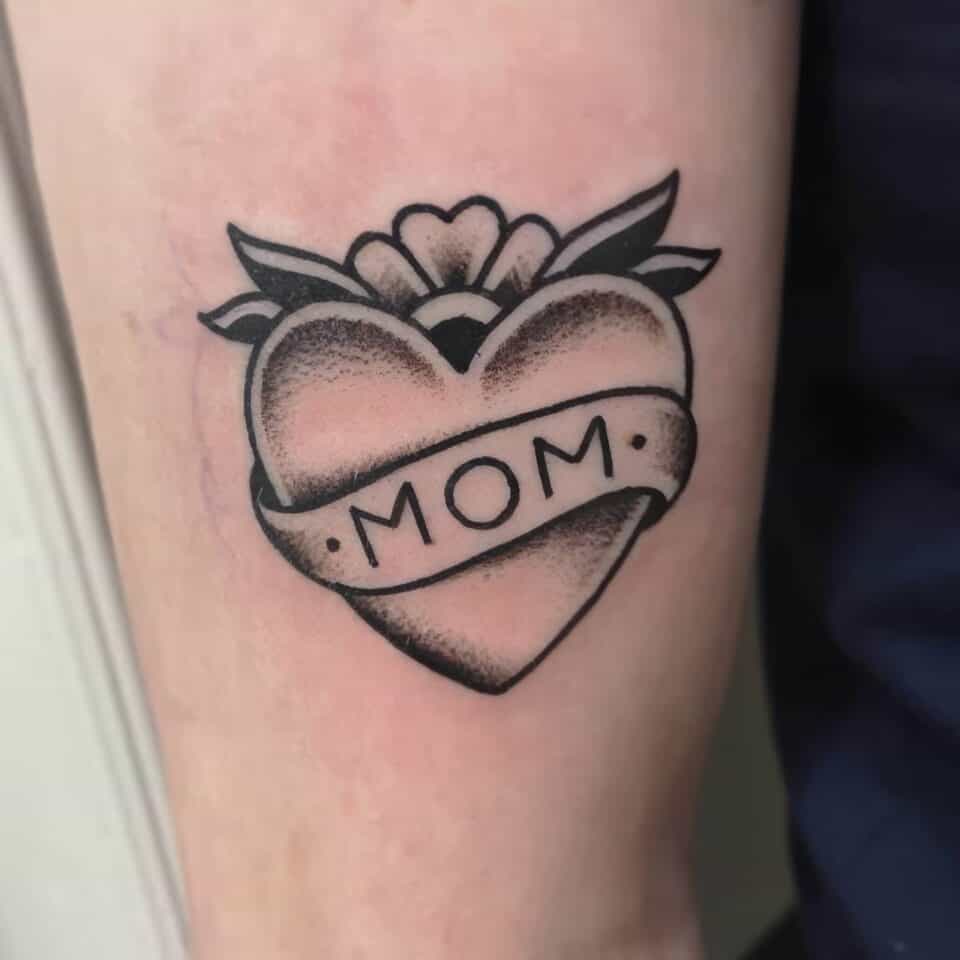 Mom Tattoo Ideas 27