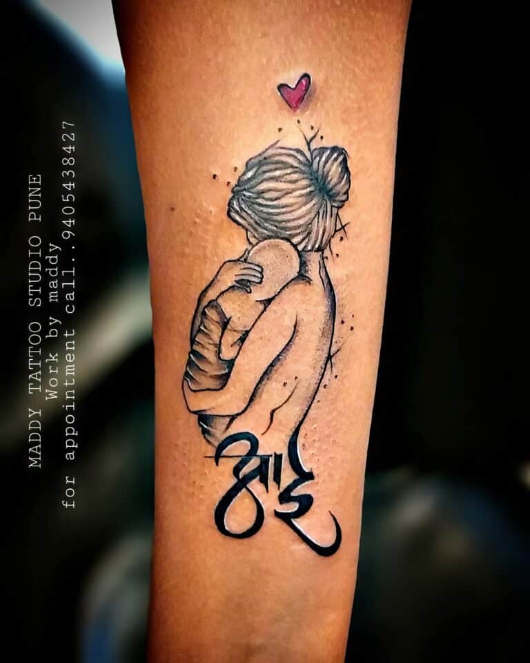 117-heartfelt-mom-tattoo-ideas-to-honor-motherhood-tidbits-of-experience