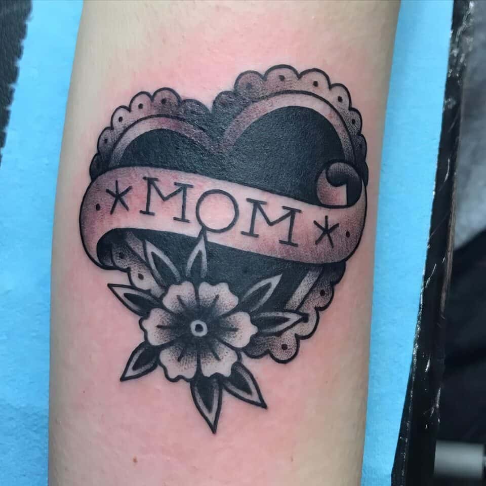 Mom Tattoo Ideas 60