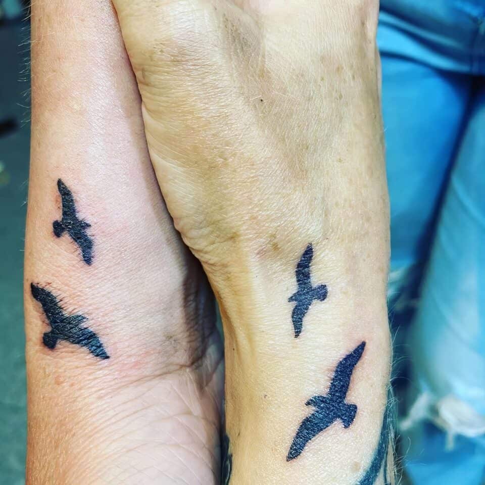 35 Impressive Bird Tattoo Designs That You Can Try In 2024