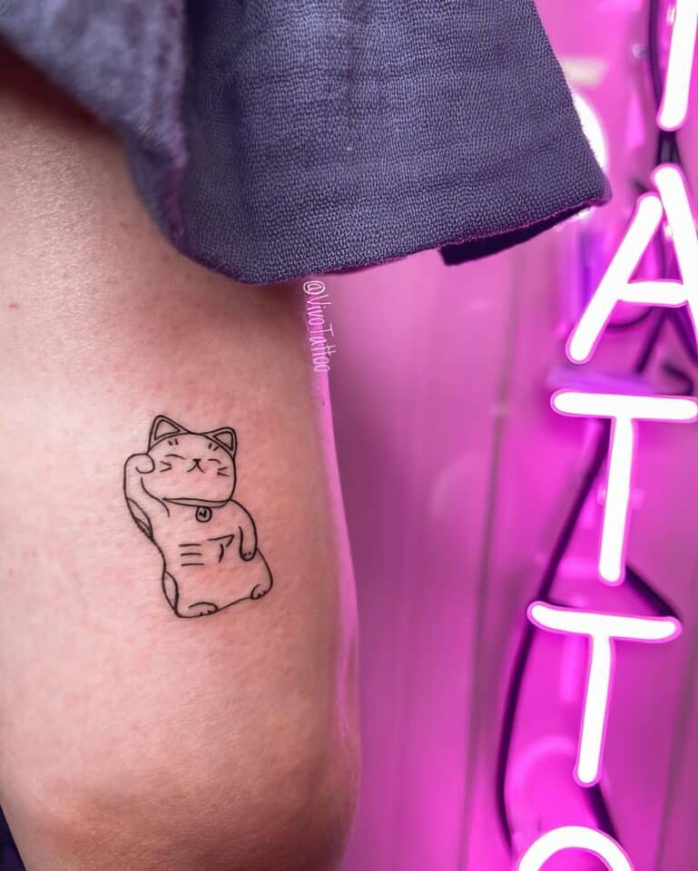 Feminine Cat Tattoos 124