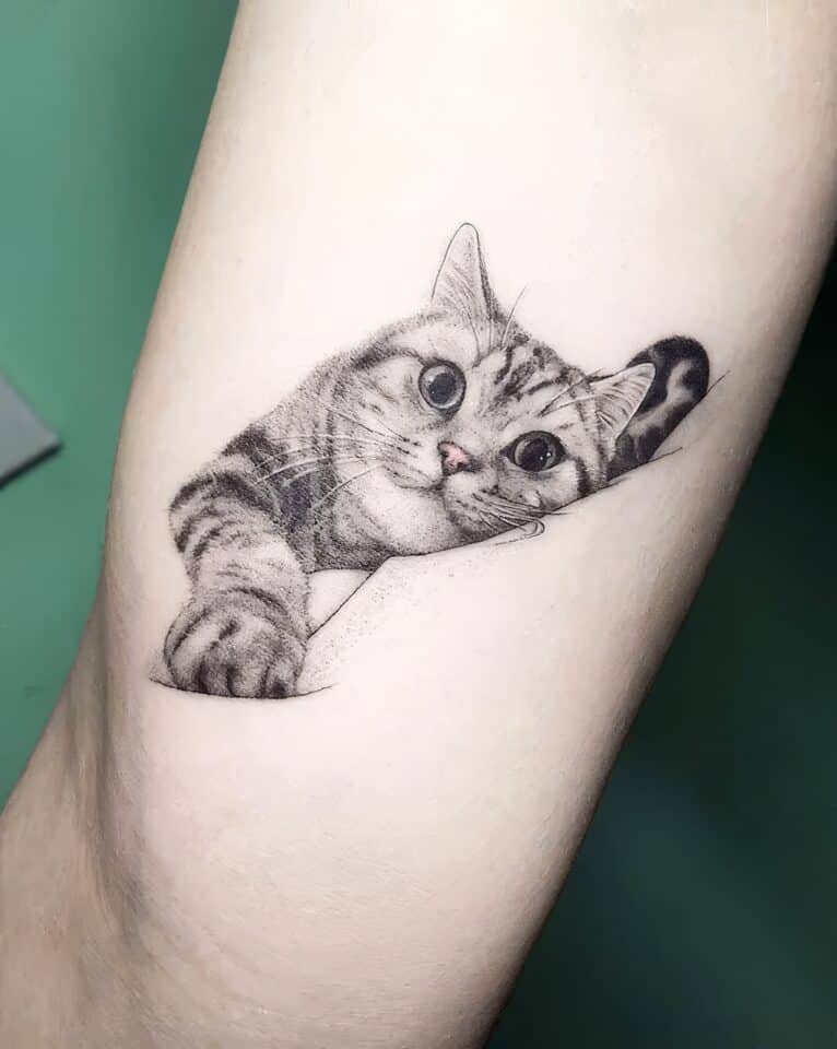 Feminine Cat Tattoos 39