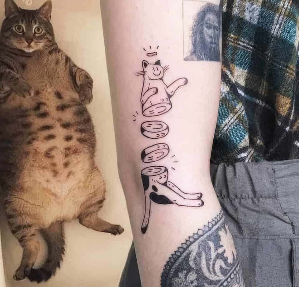 Feminine Cat Tattoos 50