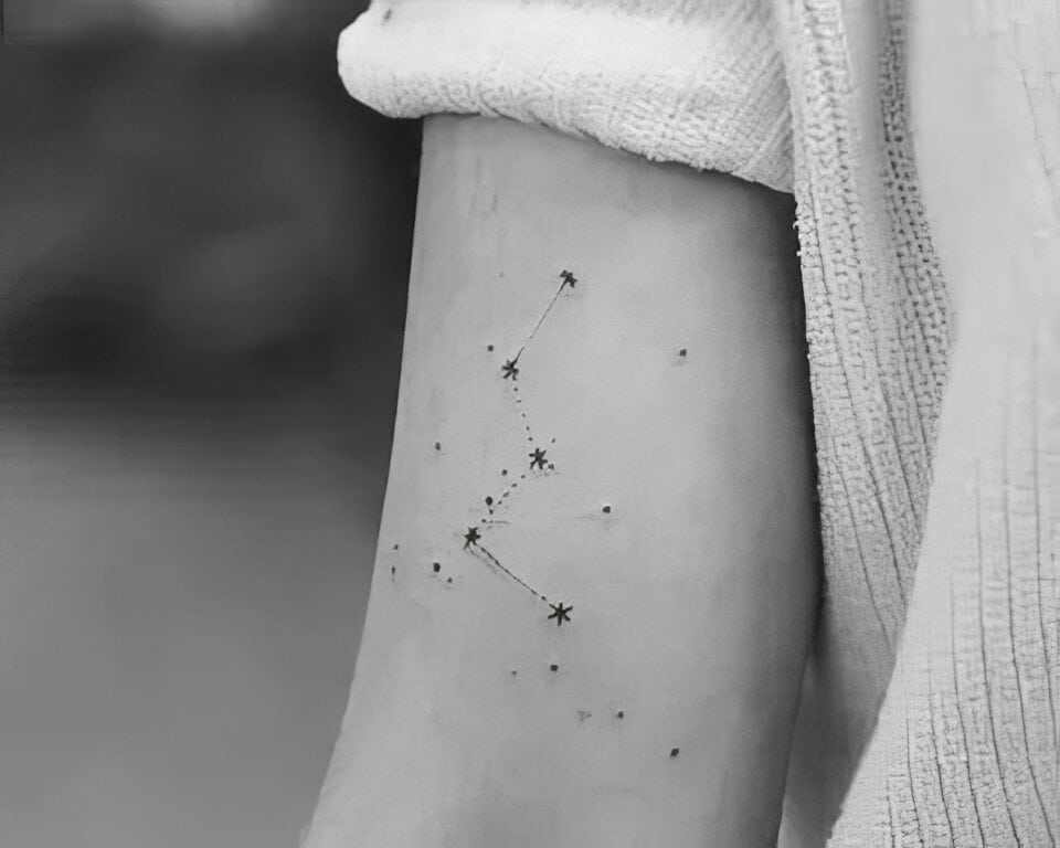 Dainty Tattoos 83