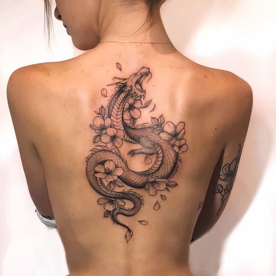 hot tattoo ideas female 36